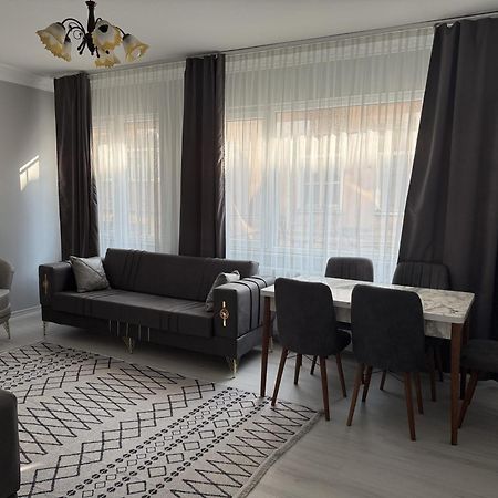 Only For Families Apartment Istanbul Bagian luar foto